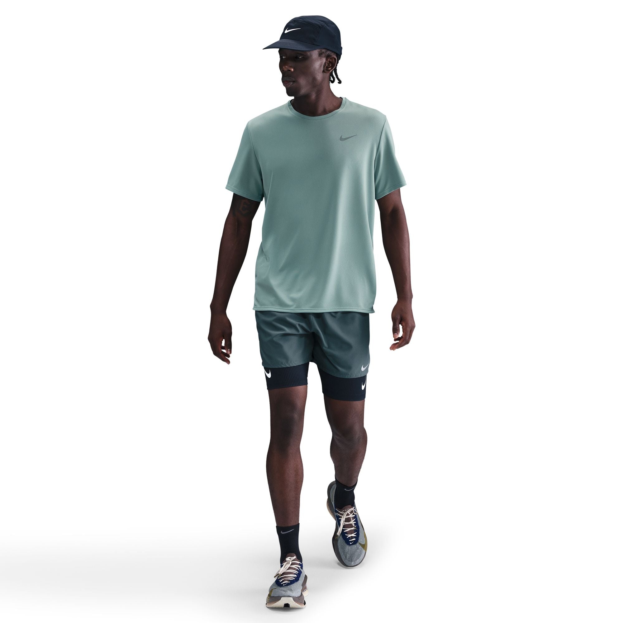 Nike Miler Dri-FIT UV Running Top: Performance Short-Sleeve Shirt for Men