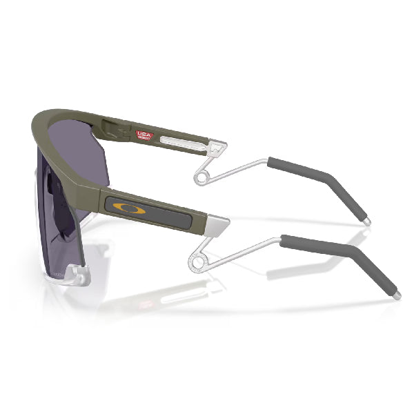 Oakley BXTR Metal Matte Moss Prizm Grey Shield Sunglasses: Lightweight BiO-Matter Comfort