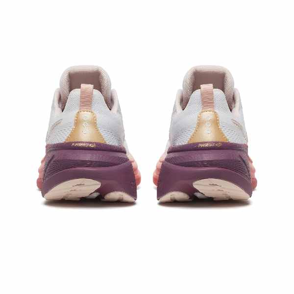 Saucony Hurricane 25 Women&#39;s Performance Running Shoes - White Cameo Comfort
