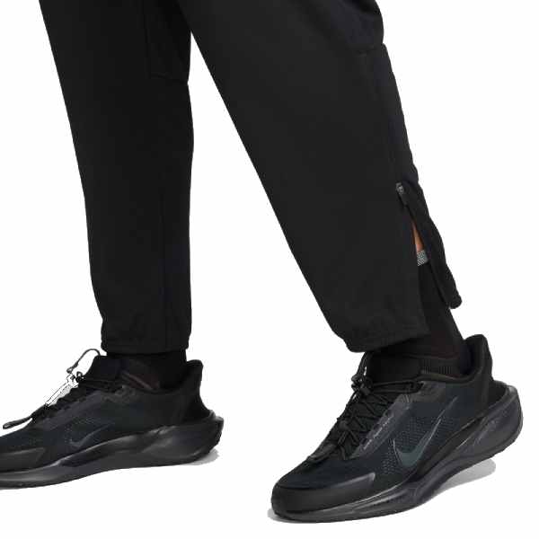Nike Men&#39;s Challenger Dri-FIT Performance Running Pants with Pockets