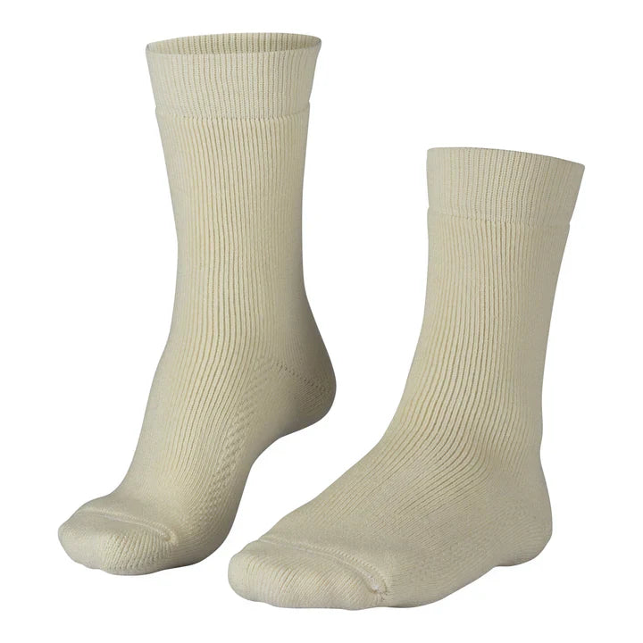 Falke Natural Cricket Socks: Optimal Wool-Cotton Blend, Moisture-Wicking, Enhanced Ventilation