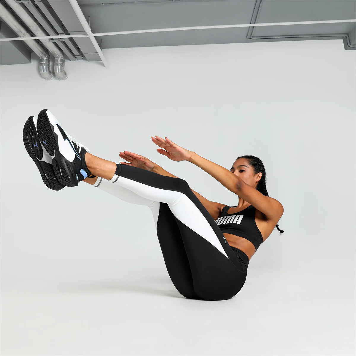 Puma Women&#39;s Train All Day 7/8 Performance Tights - Black/White Colorblock