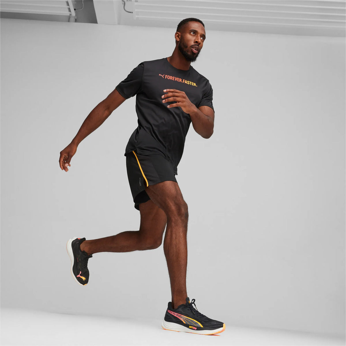 Puma Men&#39;s Favorite Velocity 5-Inch Black Performance Running Shorts