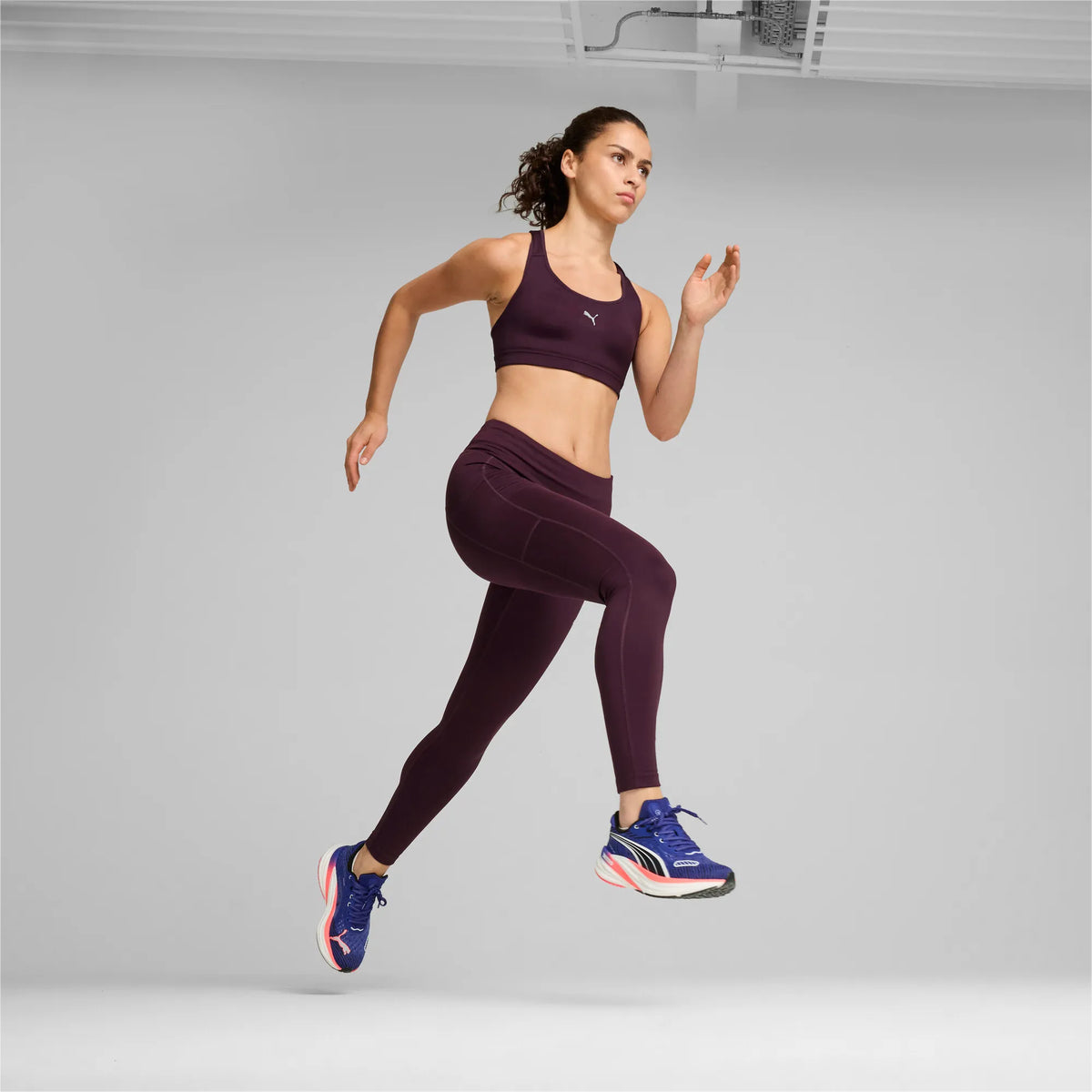 Puma Women&#39;s Run Favorites Velocity FL Tight: Performance-Ready, Wicking, Stretch Leggings